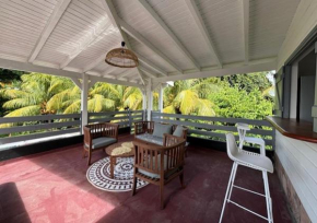 Spacieux haut de villa avec terrasse et jardin